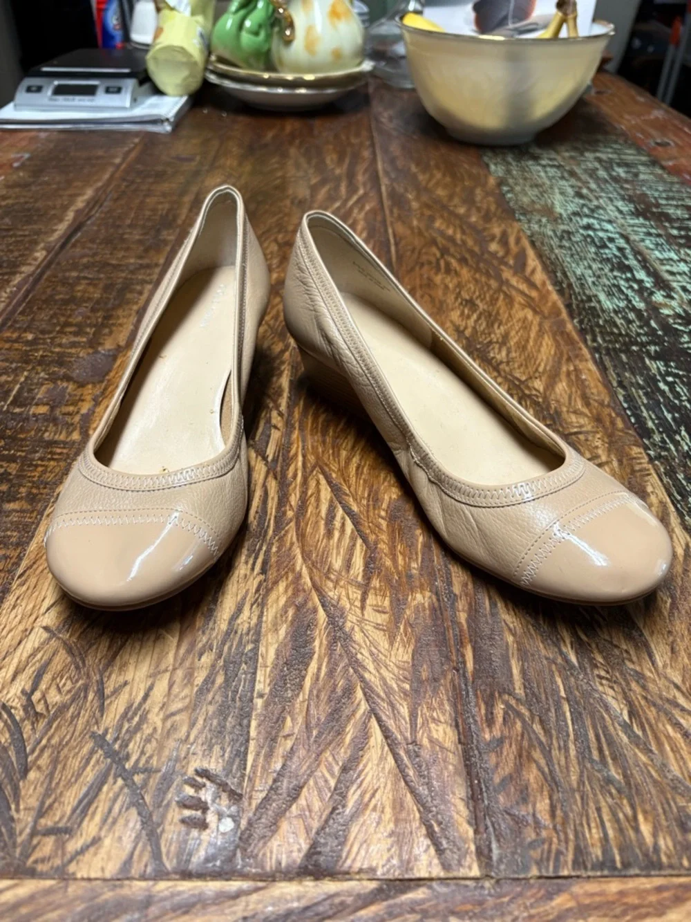 Cole Haan Elsie Nude/Tan Cap Toe Leather Wedge Slip On Wedge Heels Size 9.5